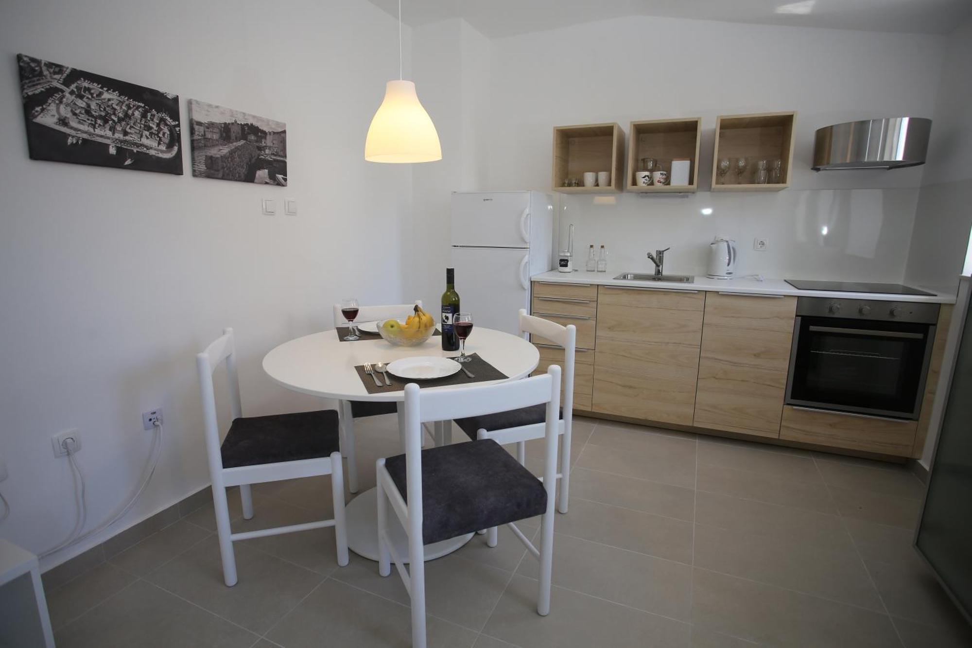 Apartmani Tri Bunje Tribalj Exterior foto